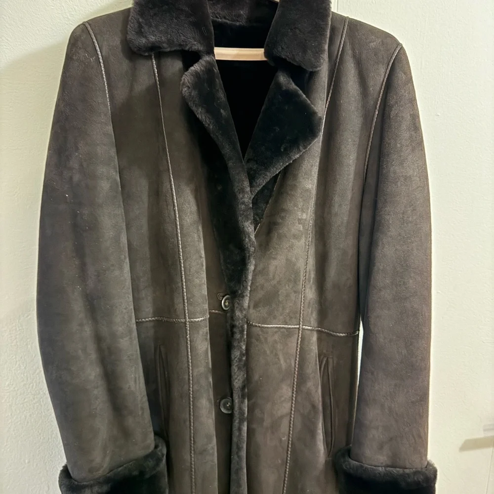 Brown Shearling Women's Coat - Picture 3 of 6